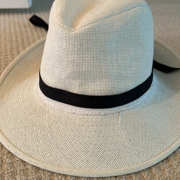 Gucci black grosgrain ribbon 57 inch - Picture 7 of 7